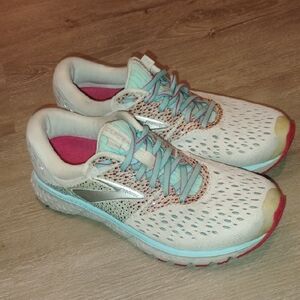 Brooks Glycerin 16 Running Shoes - Cream and Blue Women's Size 7B Medium